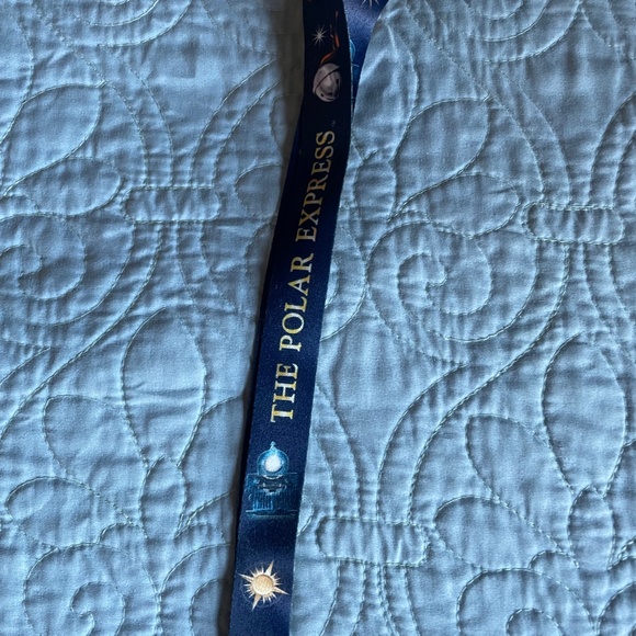 Polar Express Lanyard with Gold ticket - Picture 3 of 4